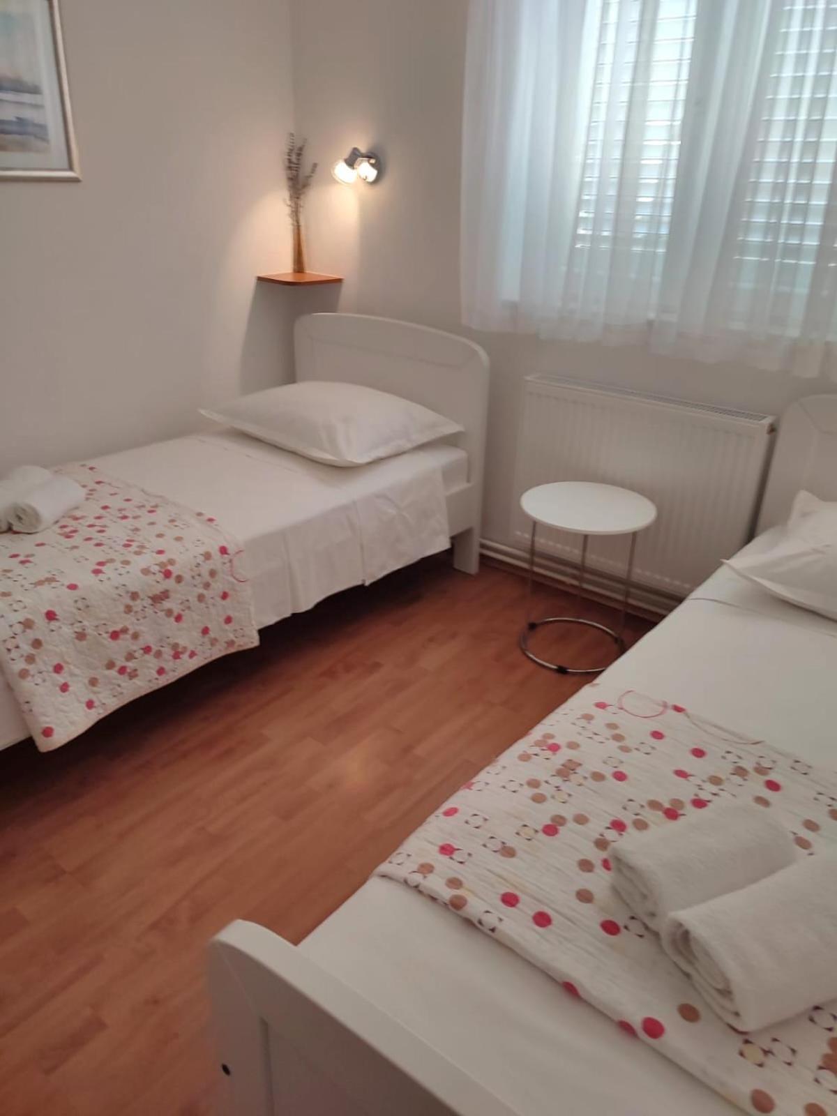 Petra Apartment Vodice Bagian luar foto