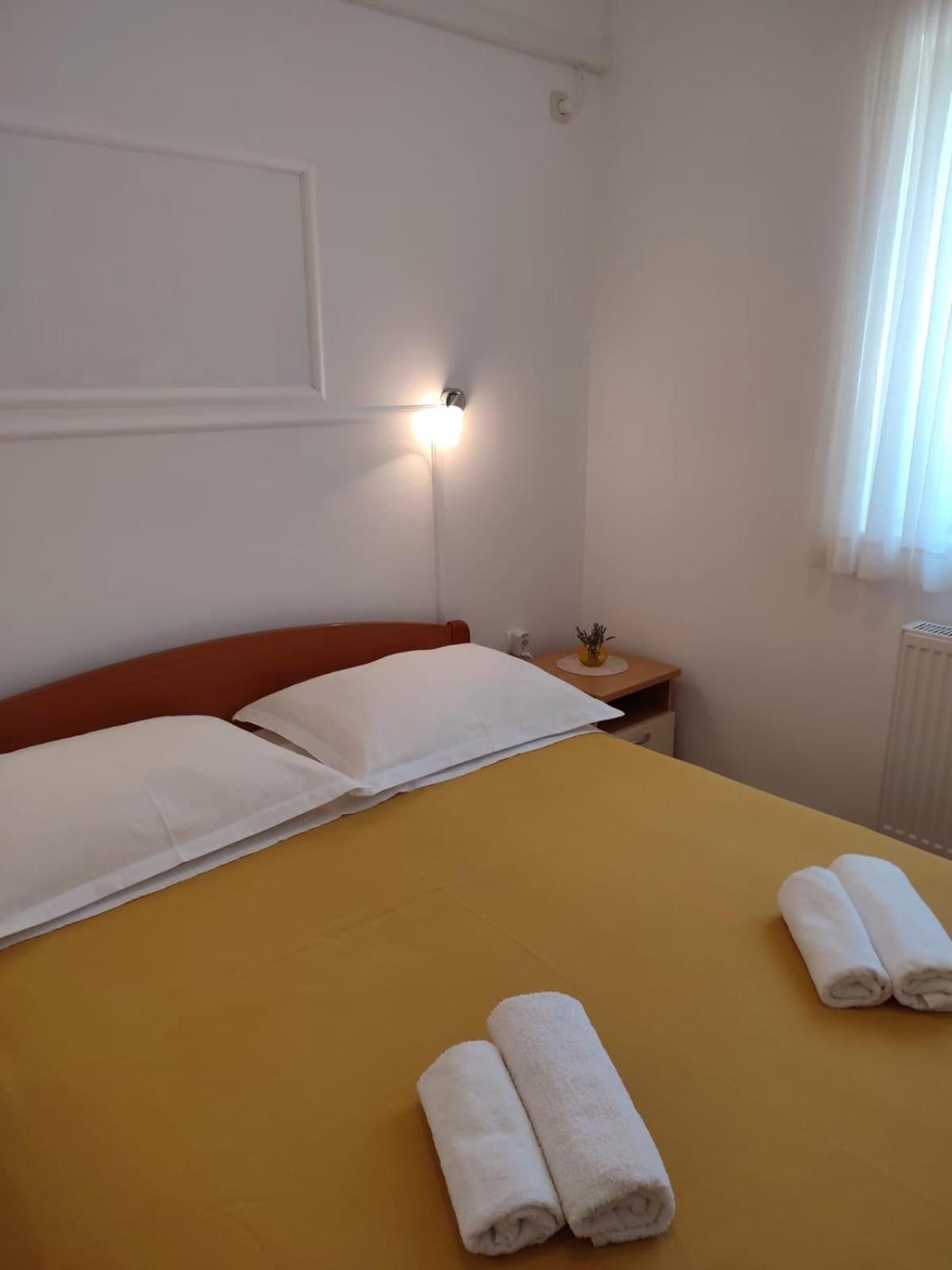 Petra Apartment Vodice Bagian luar foto