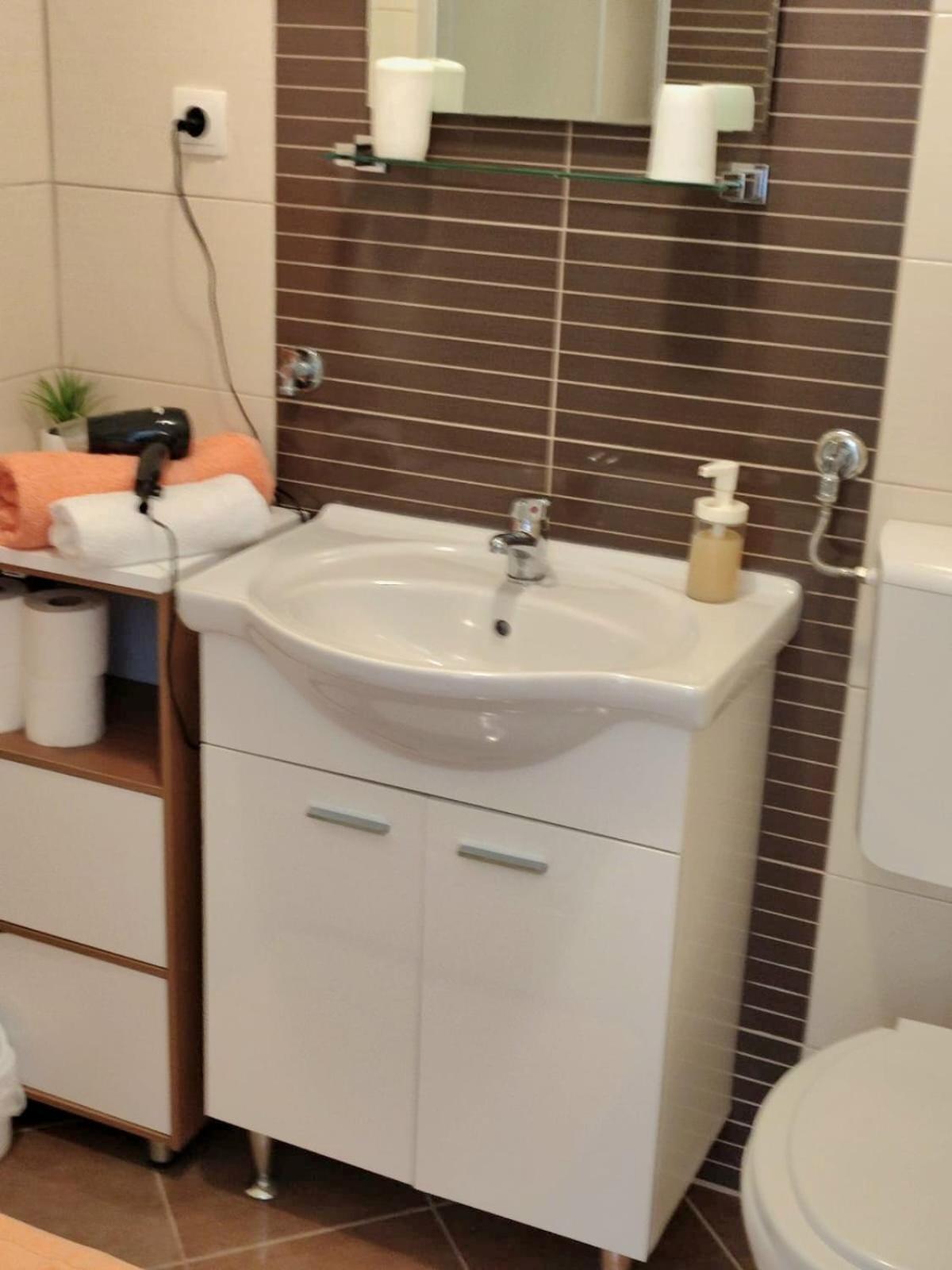 Petra Apartment Vodice Bagian luar foto