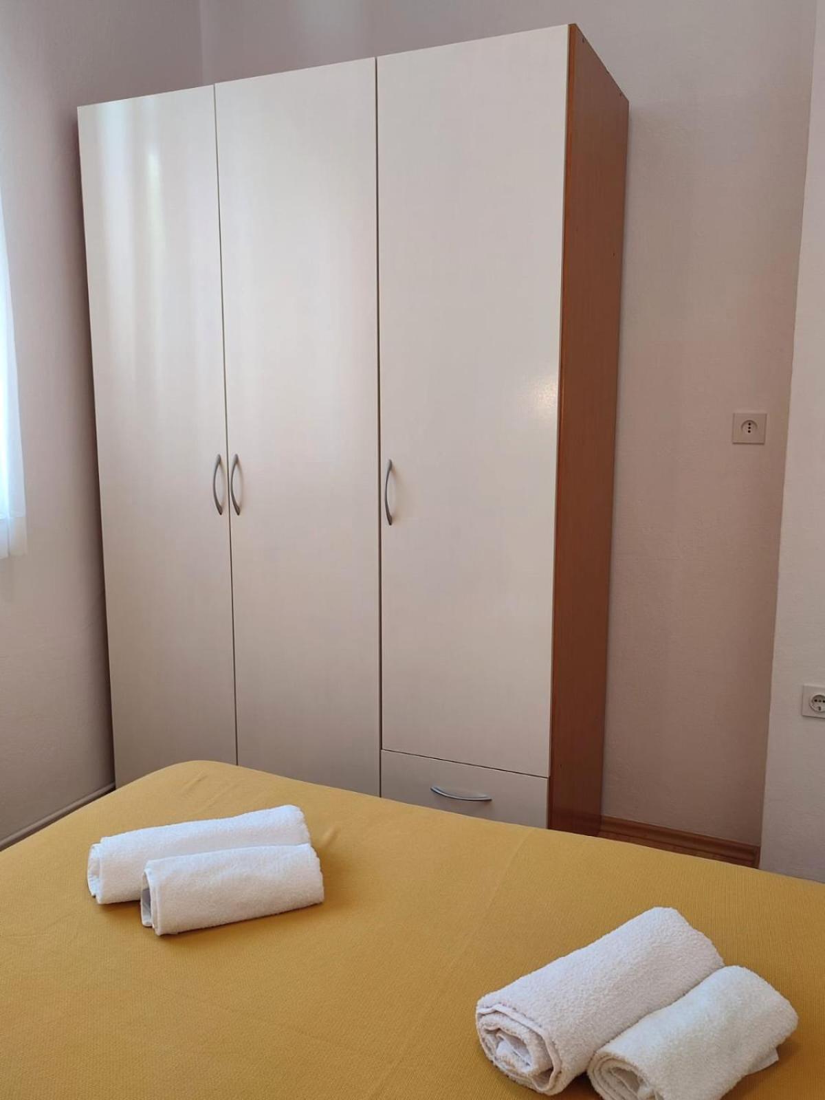 Petra Apartment Vodice Bagian luar foto